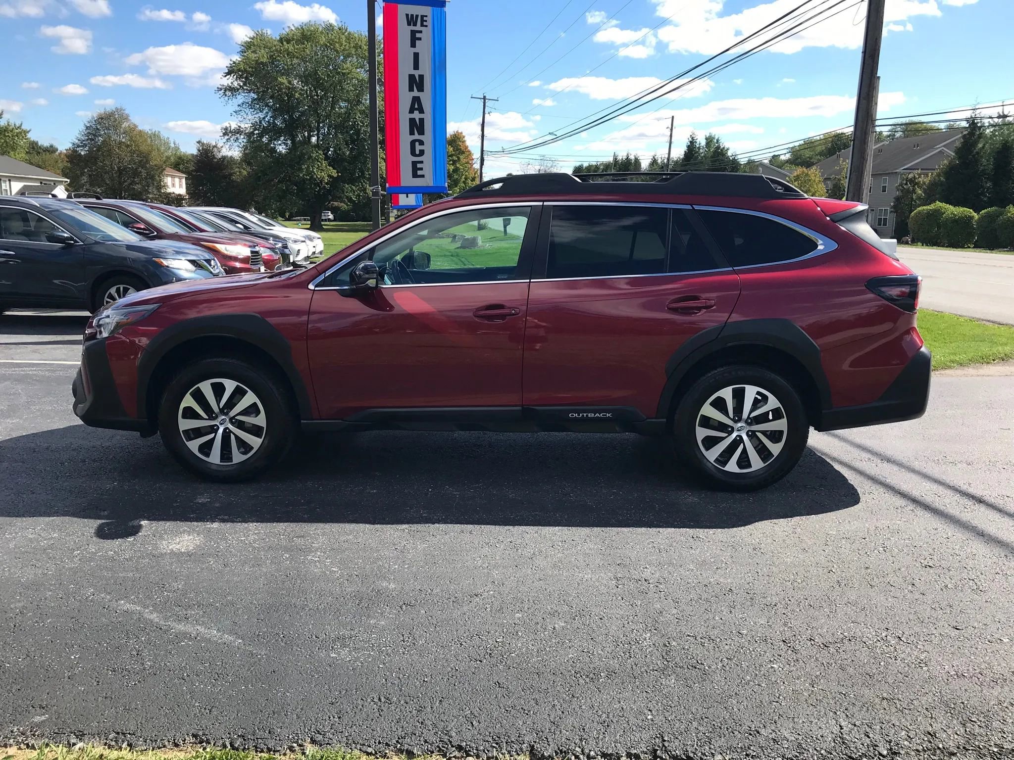 Used 2023 Subaru Outback Premium image 7