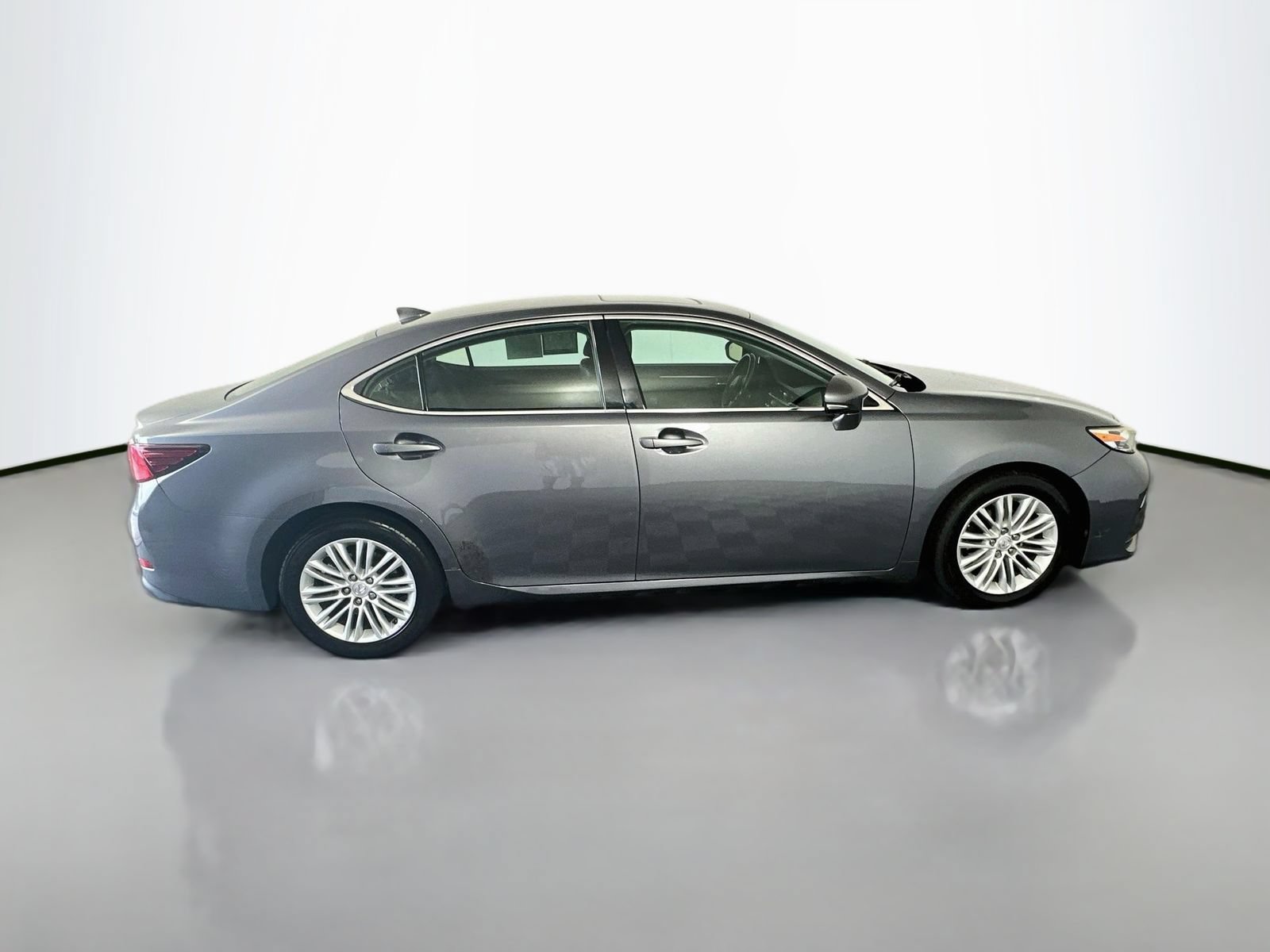 Used 2016 Lexus ES 350 w/ Premium Package w/Wood Trim FWD image 8