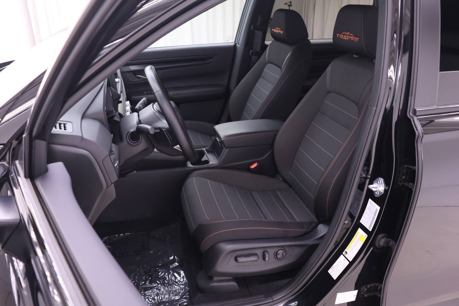 Certified 2026 Honda CR-V TrailSport image 4
