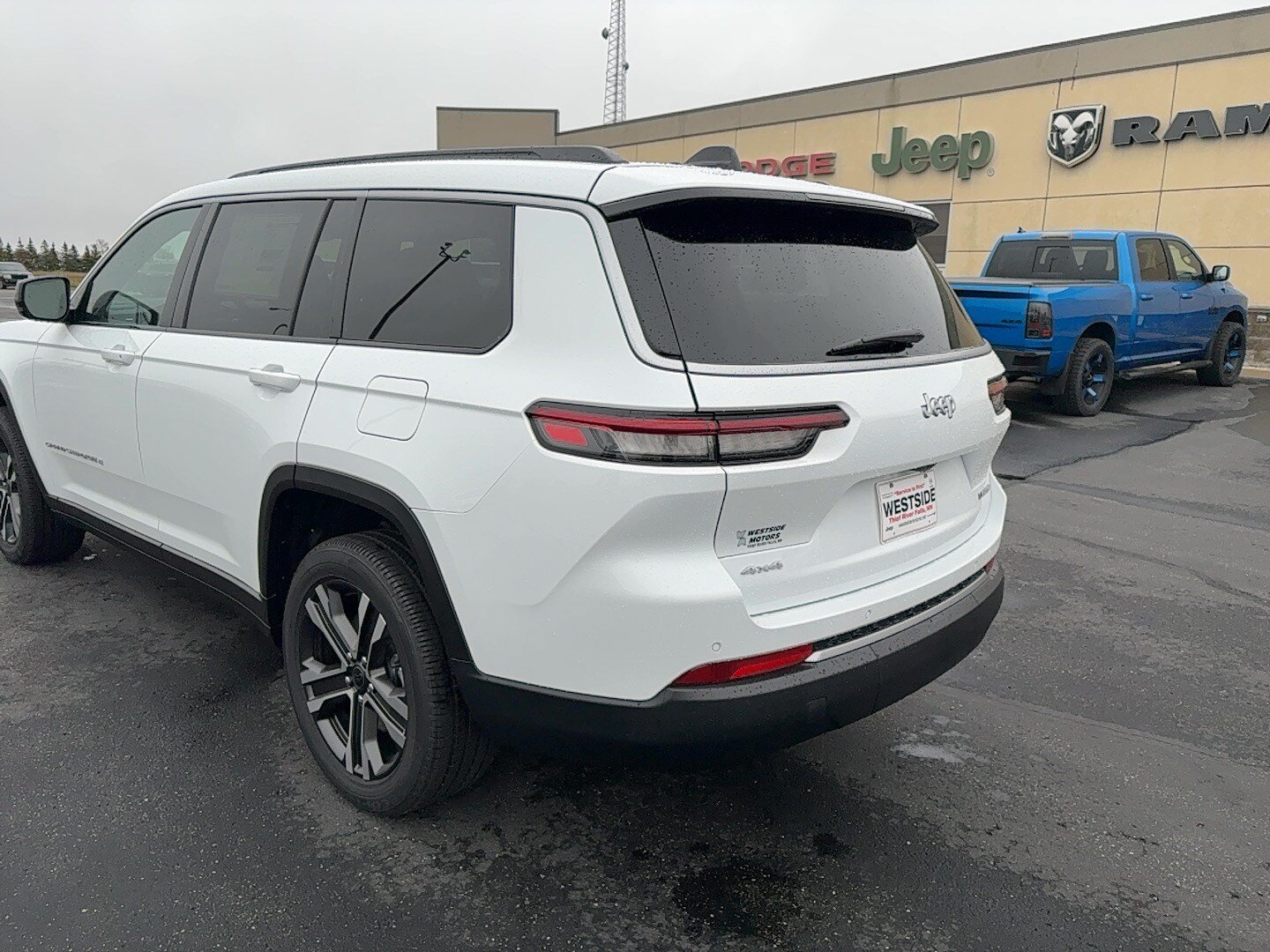 New 2027 Jeep Grand Cherokee L Limited AWD/4WD image 7