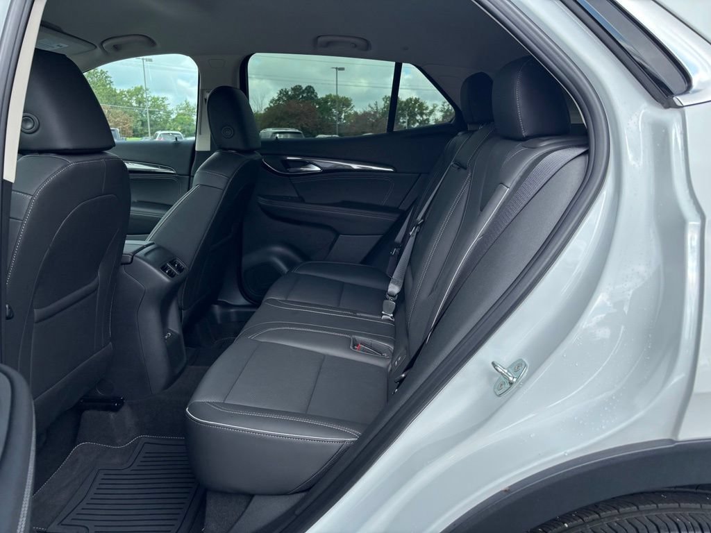 Used 2023 Buick Envision Essence FWD image 17