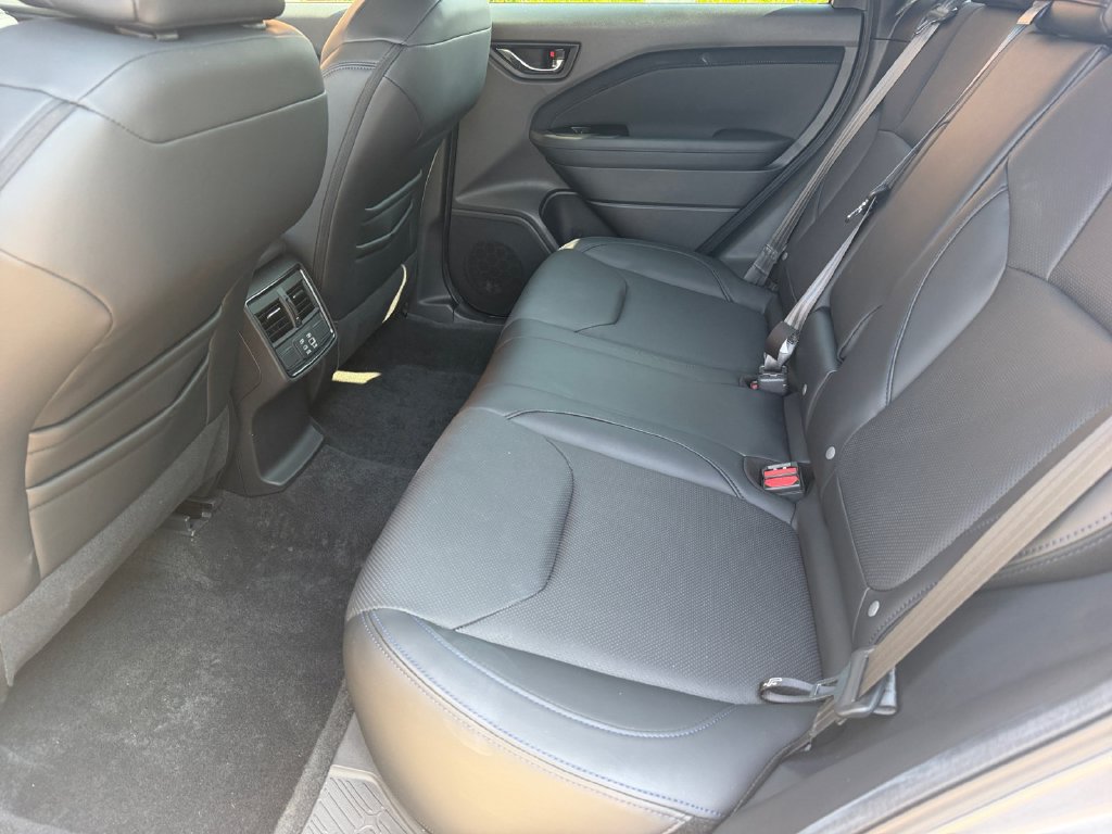 Used 2026 Subaru Forester Limited AWD/4WD image 14