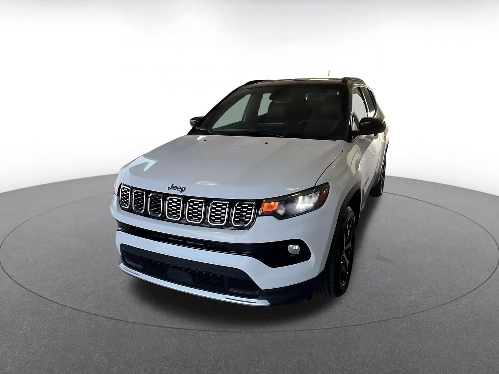 Used 2025 Jeep Compass Limited AWD/4WD image 6