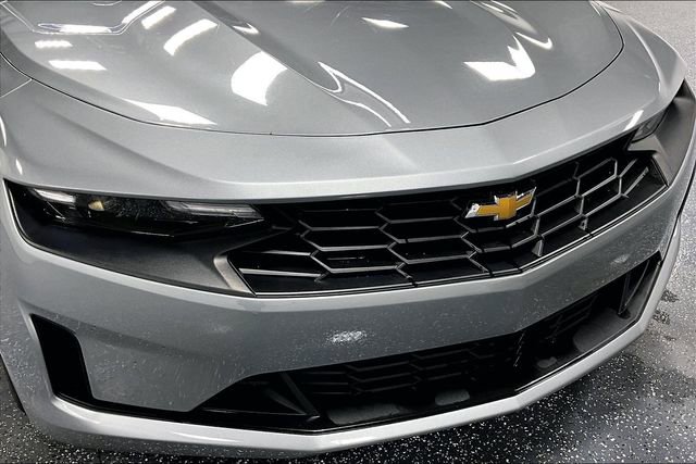 Used 2023 Chevrolet Camaro LT RWD image 26