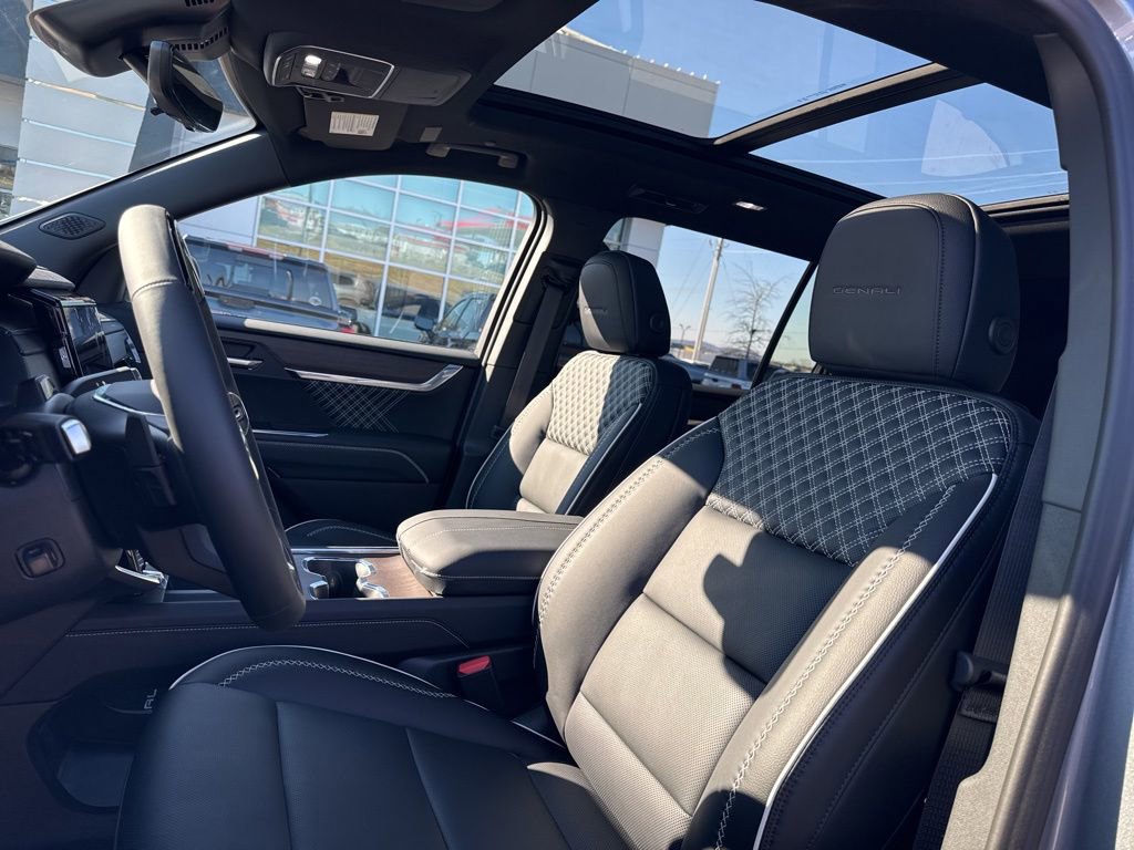 New 2026 GMC Acadia Denali w/ Super Cruise Package image 19