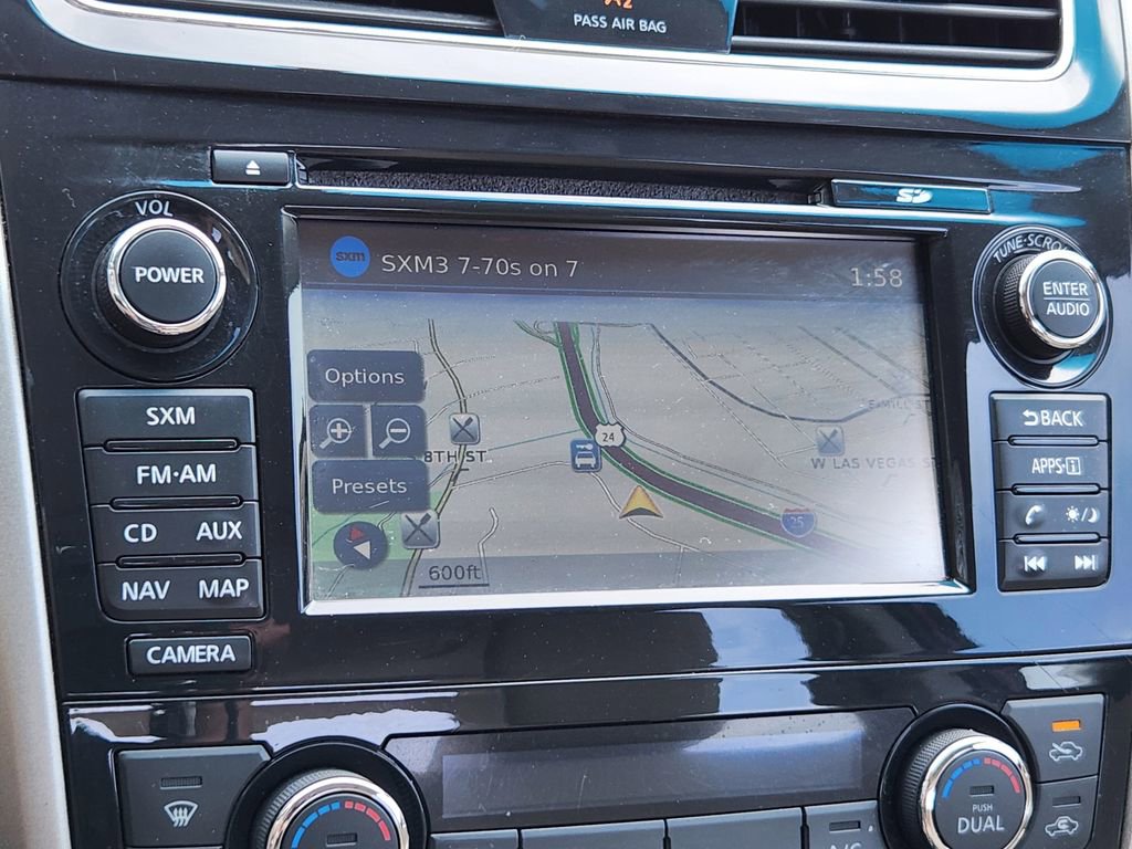 Used 2014 Nissan Altima 2.5 SV w/ Convenience Package image 9