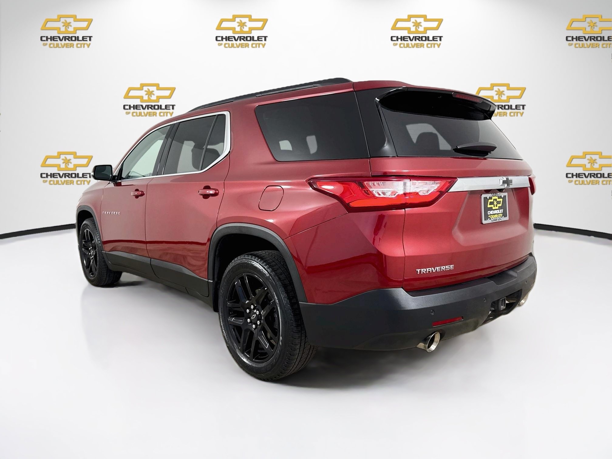 Used 2020 Chevrolet Traverse LT FWD image 6