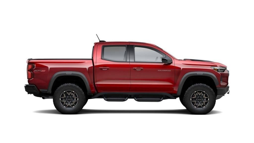 New 2026 Chevrolet Colorado ZR2 w/ Technology Package AWD/4WD image 4