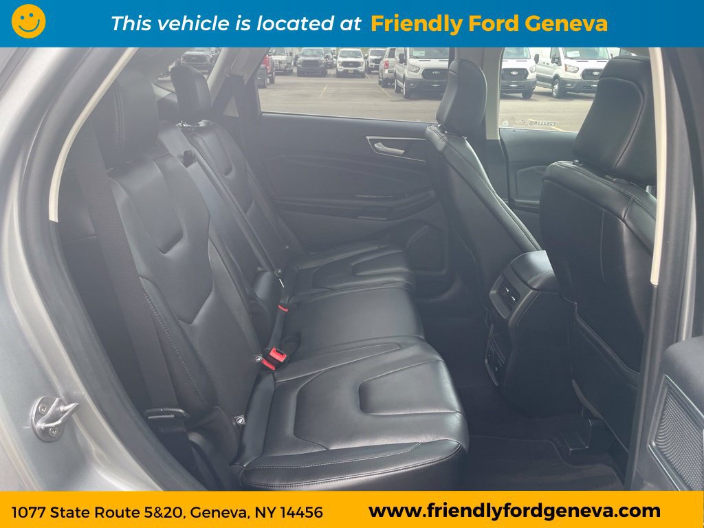 Used 2020 Ford Edge Titanium w/ Equipment Group 301A AWD/4WD image 32