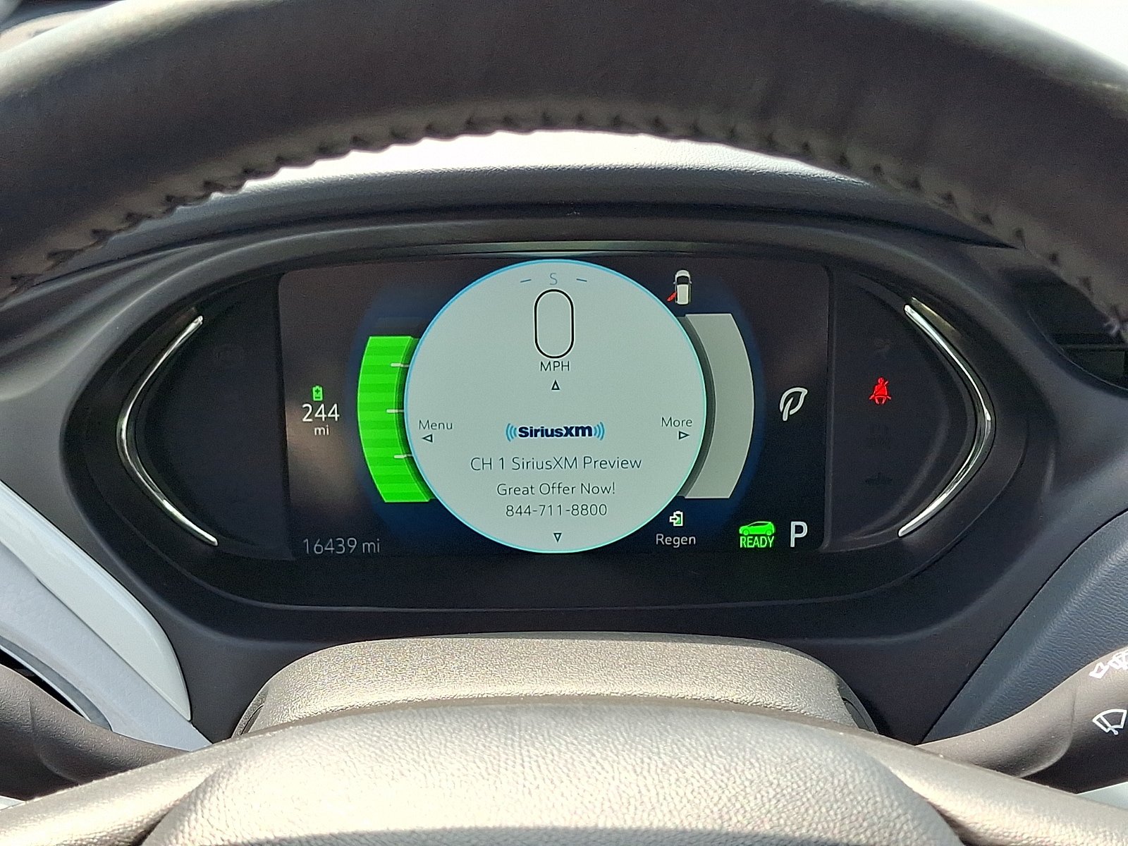 Used 2017 Chevrolet Bolt Premier w/ Driver Confidence II Package FWD image 21