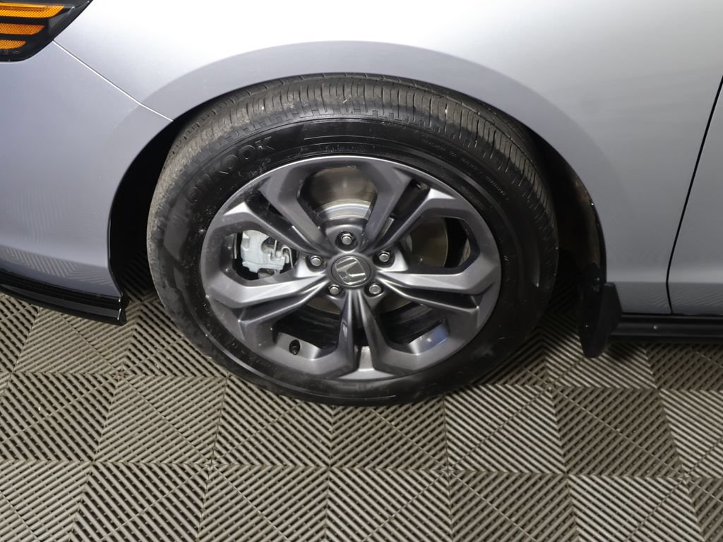 Used 2025 Honda Accord EX-L image 18