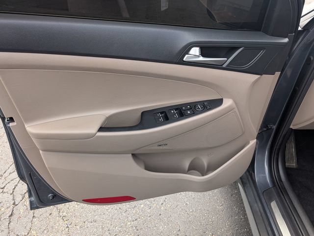 Used 2021 Hyundai Tucson Limited FWD image 14