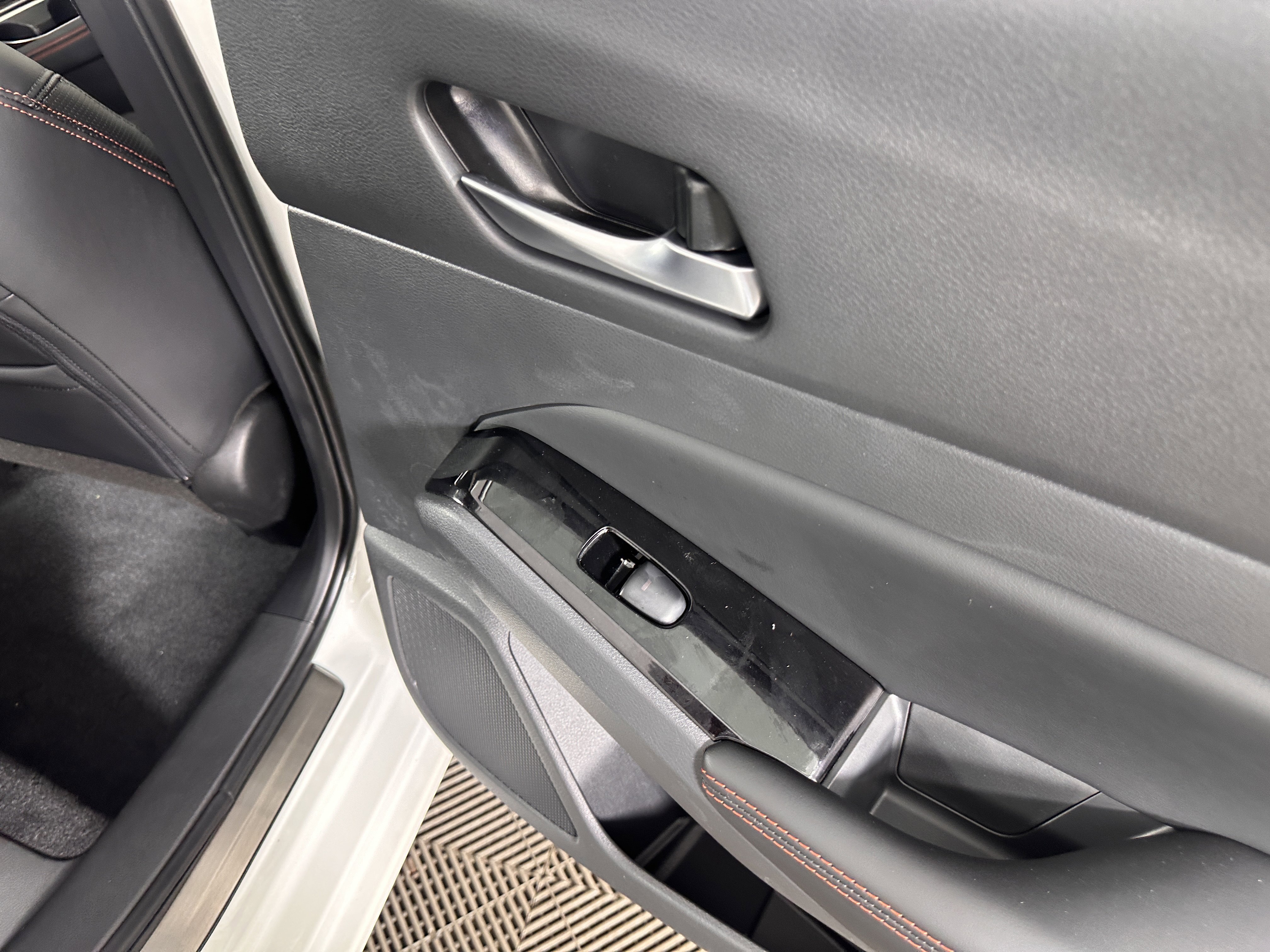 New 2025 Nissan Altima 2.5 SR image 36