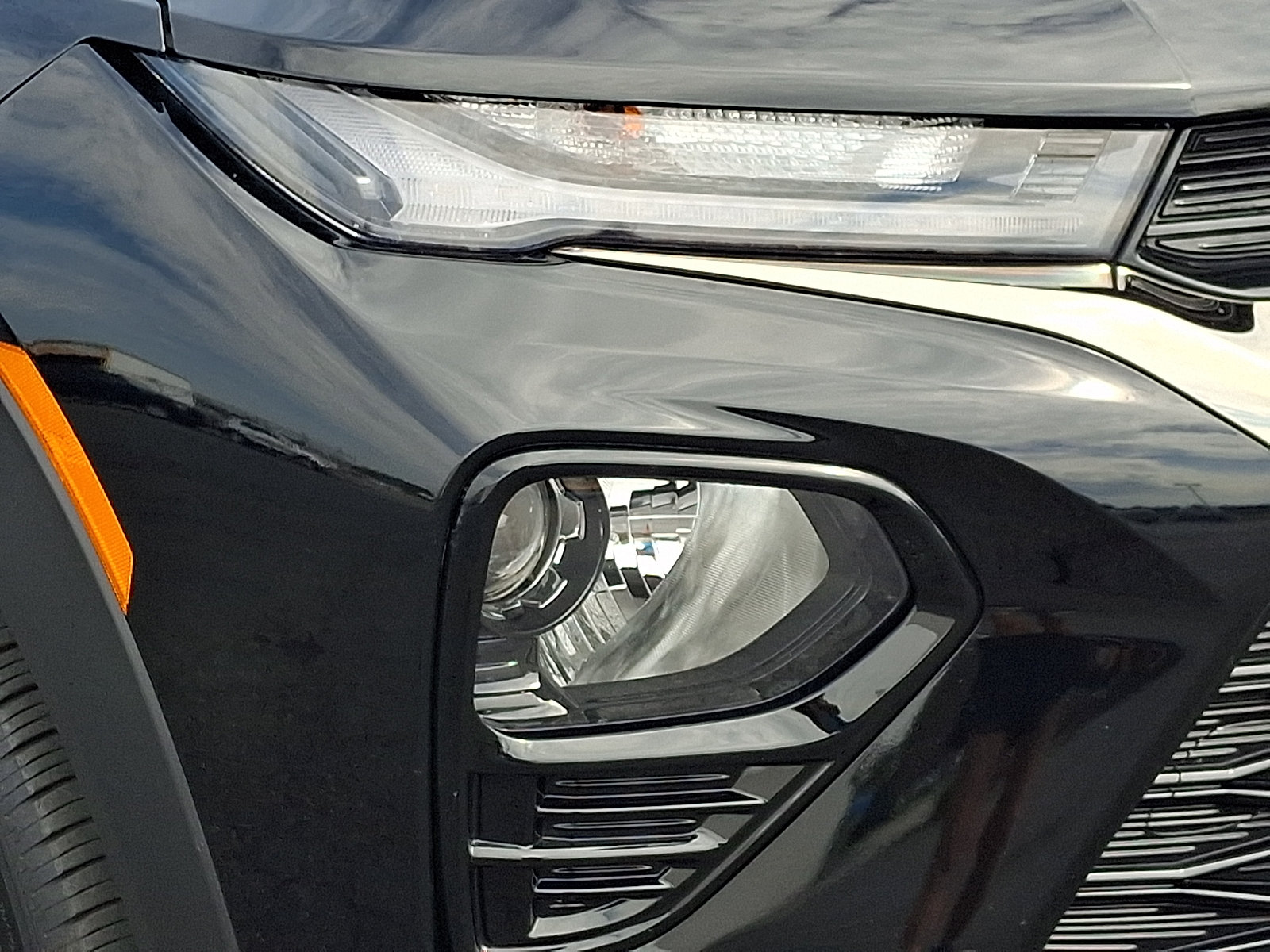Certified 2023 Chevrolet TrailBlazer RS AWD/4WD image 9