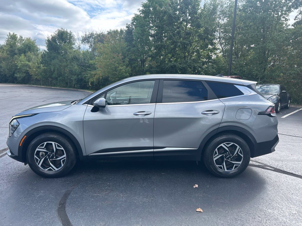Used 2024 Kia Sportage LX FWD image 4