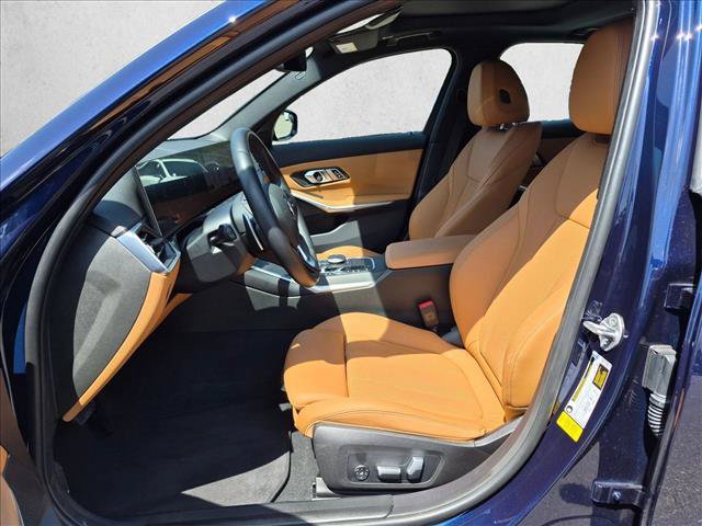 Used 2023 BMW 330i Sedan w/ Premium Package RWD image 11