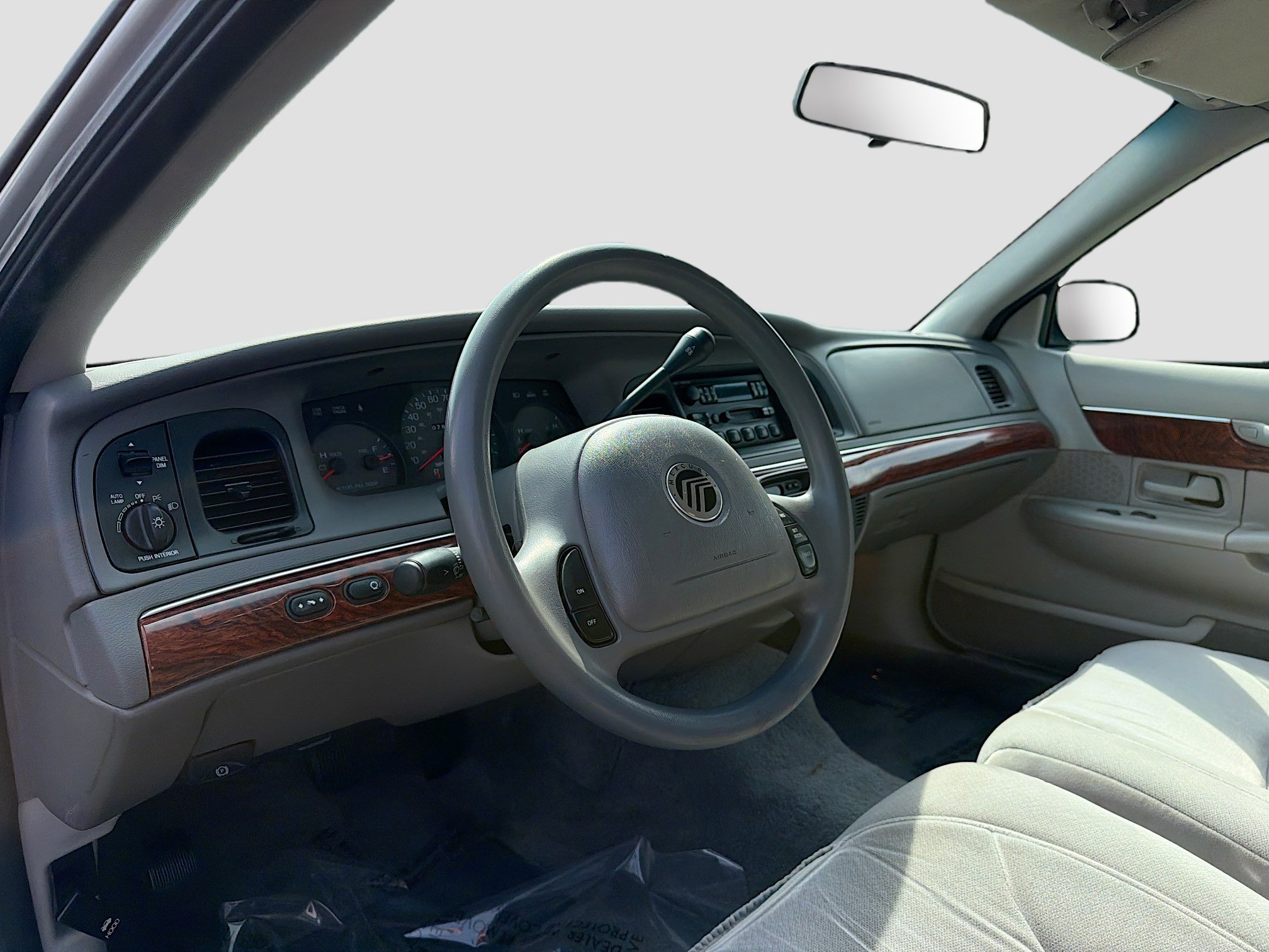Used 2002 Mercury Grand Marquis GS image 4