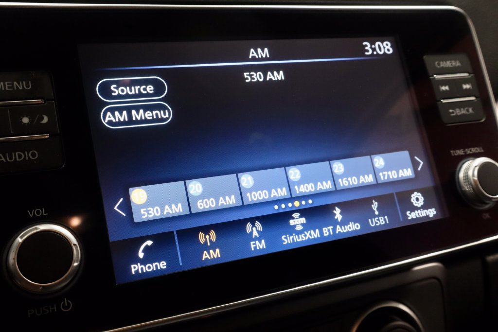 Used 2025 Nissan Leaf S FWD image 3