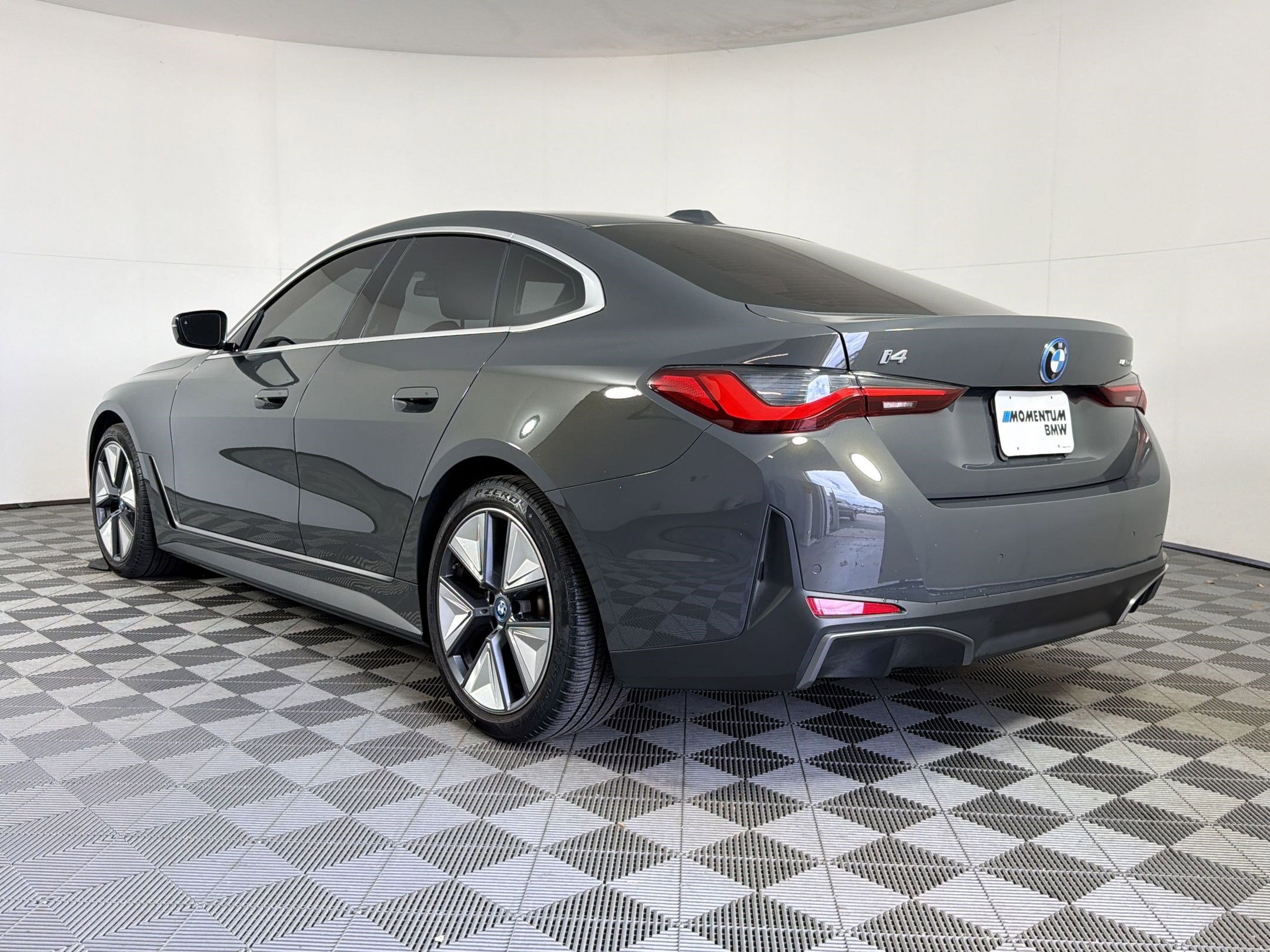 Used 2023 BMW i4 eDrive35 w/ Premium Package image 3