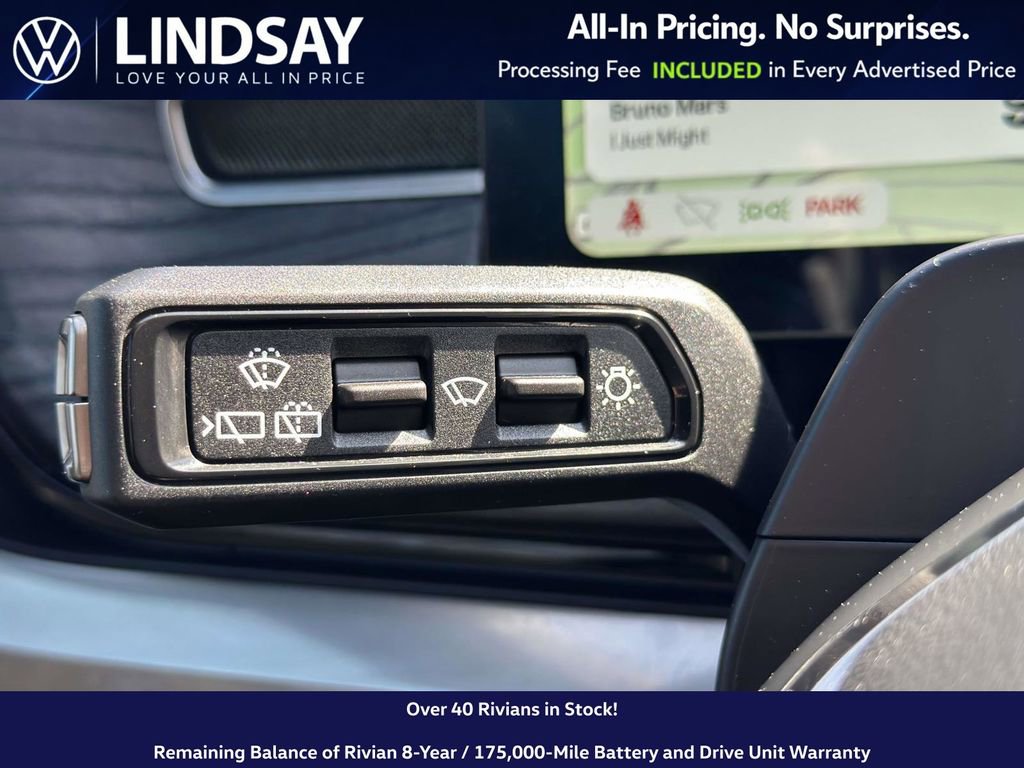 Used 2023 Rivian R1S Adventure image 22