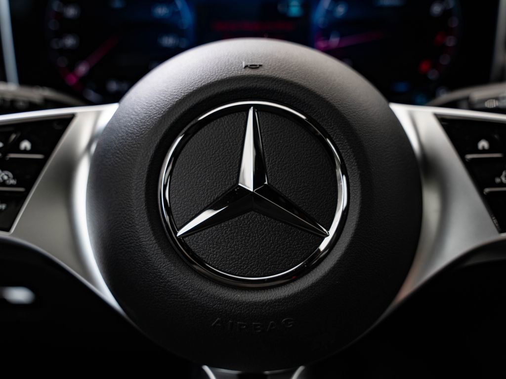 New 2026 Mercedes-Benz GLC 300 4MATIC image 33