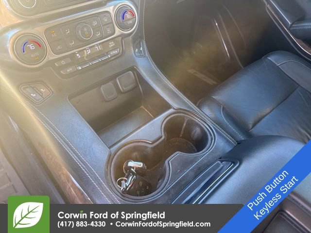 Used 2018 Chevrolet Suburban LT image 22