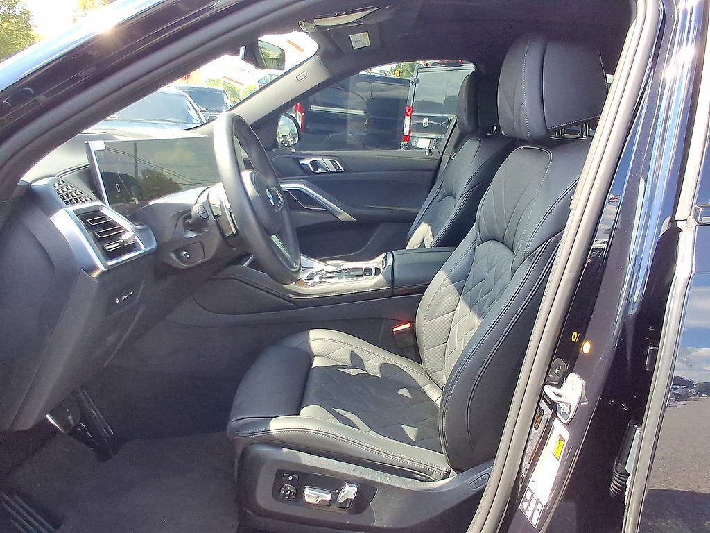Used 2026 BMW X6 xDrive40i w/ Climate Comfort Package AWD/4WD image 17