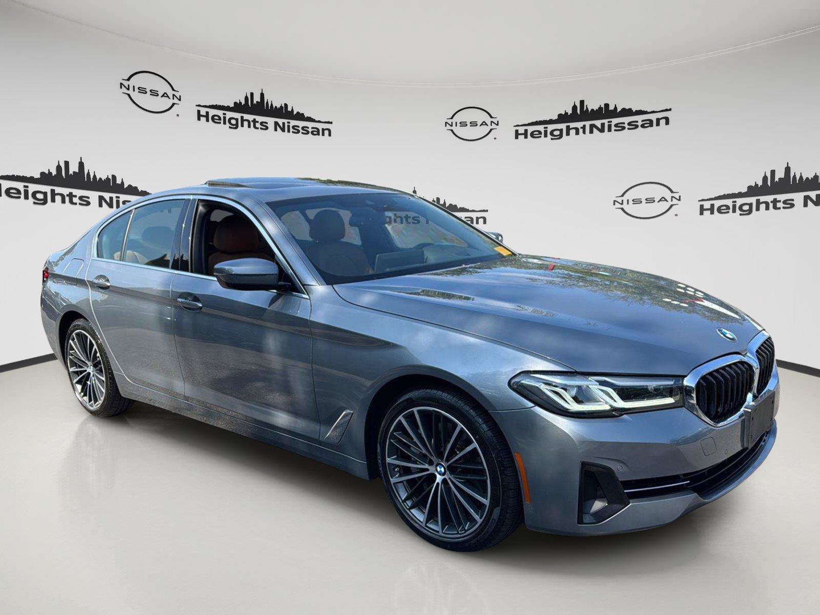 Used 2023 BMW 540i xDrive w/ Premium Package AWD/4WD image 10