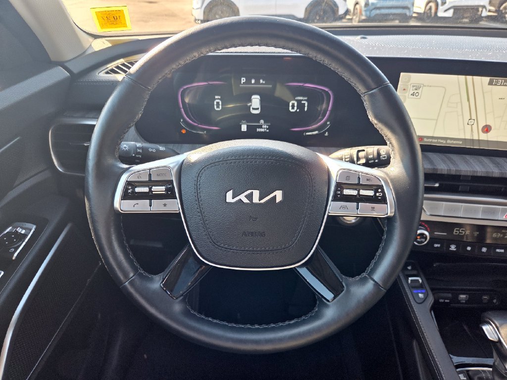 Used 2024 Kia Telluride EX w/ EX Captain's Chair Package AWD/4WD image 14