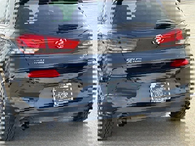 Used 2018 Hyundai Elantra GT Sport w/ Sport Tech Package 04 image 7