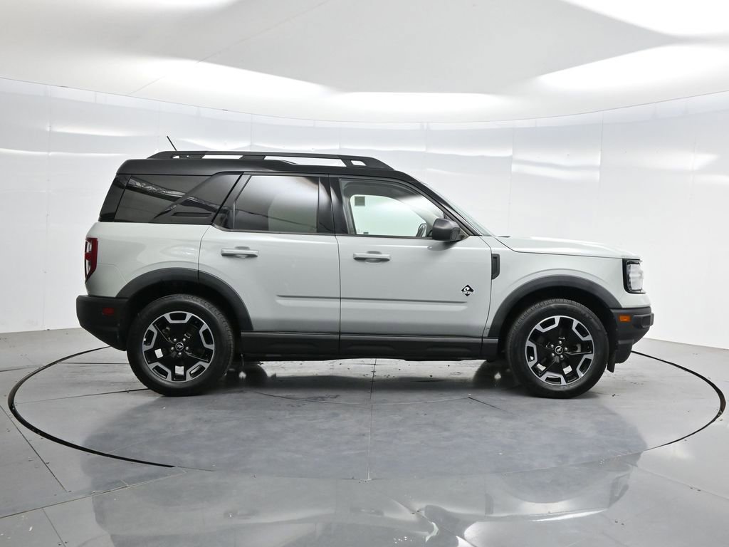 Used 2022 Ford Bronco Sport Outer Banks w/ Tech Package AWD/4WD image 36