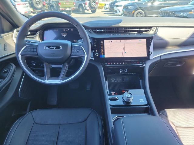 New 2026 Jeep Grand Cherokee L Limited AWD/4WD image 8