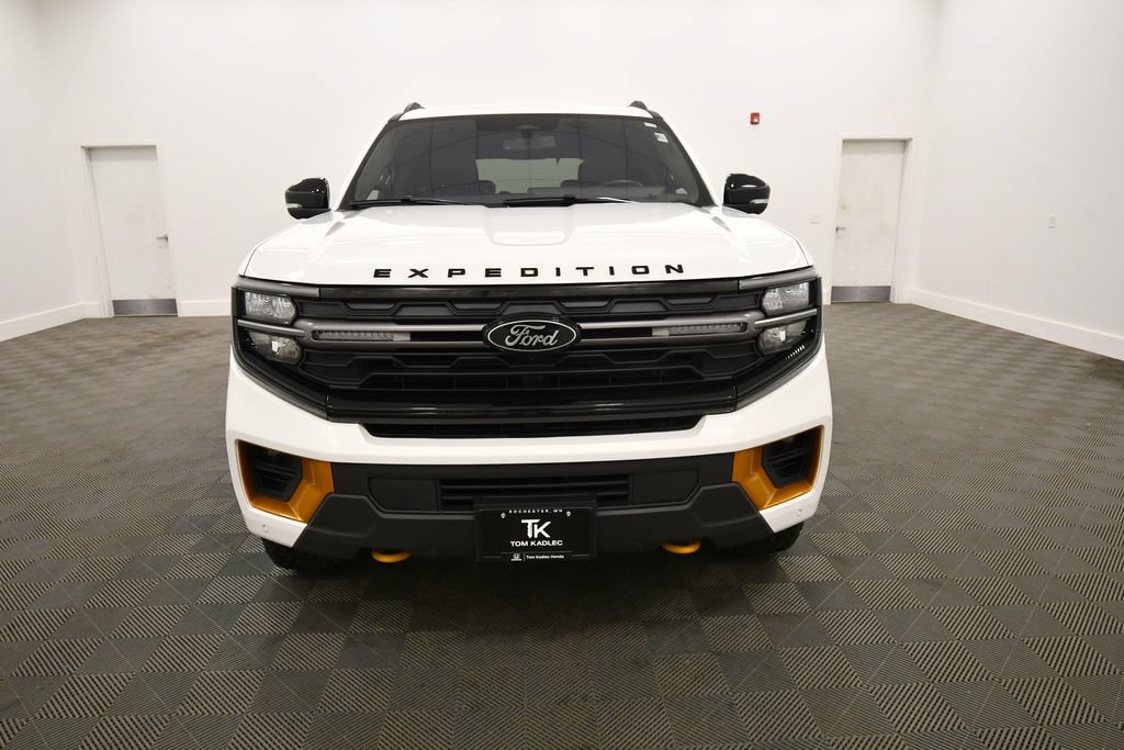 Used 2025 Ford Expedition Tremor AWD/4WD image 11