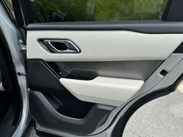 Used 2019 Land Rover Range Rover Velar S AWD/4WD image 15