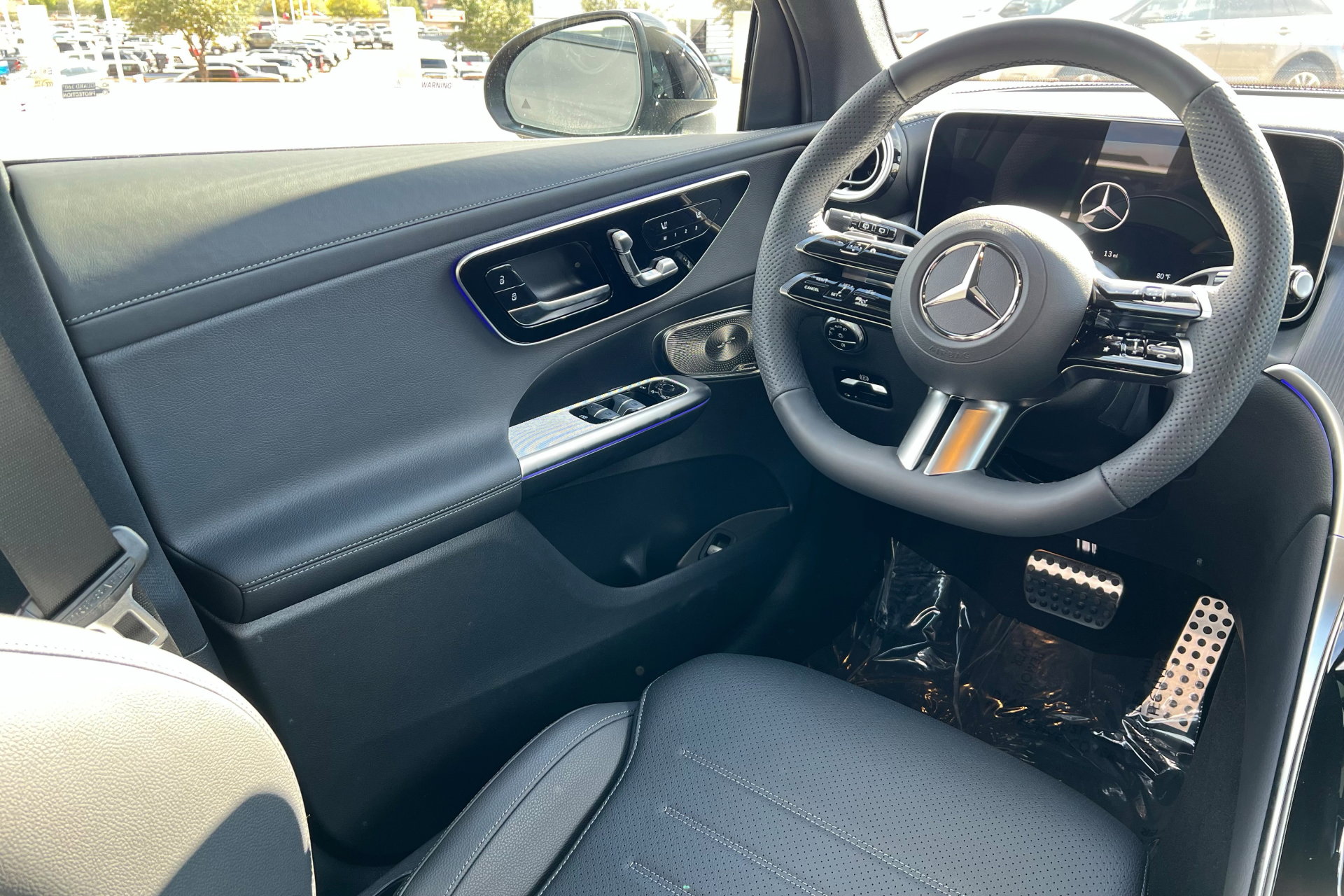 New 2026 Mercedes-Benz GLC 300 4MATIC image 11