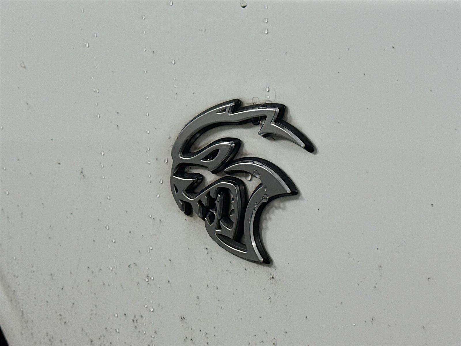 Used 2015 Dodge Challenger SRT Hellcat image 10