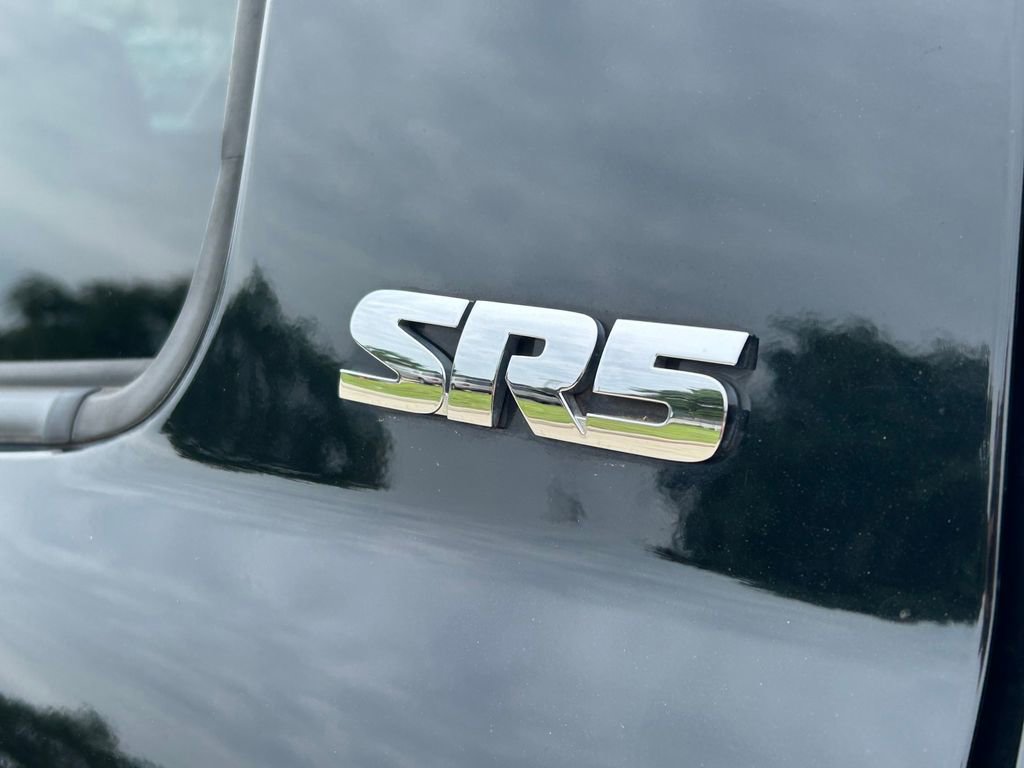 Used 2019 Toyota Tundra SR5 w/ TRD Off Road Package AWD/4WD image 14
