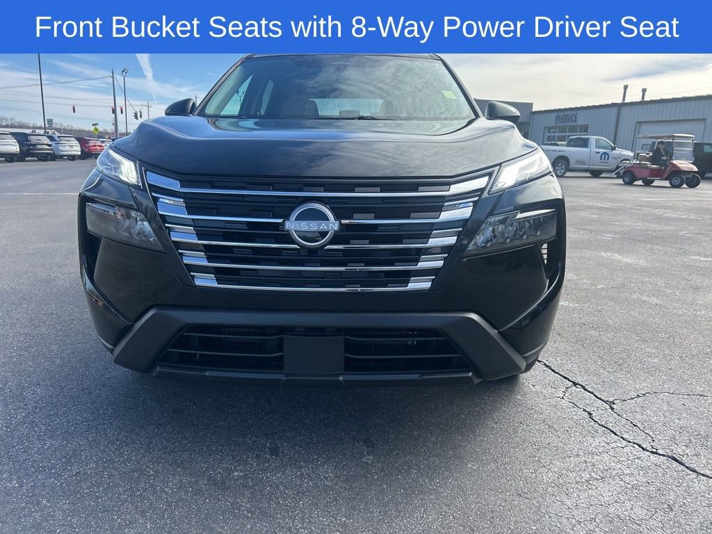 Used 2025 Nissan Rogue SV image 9