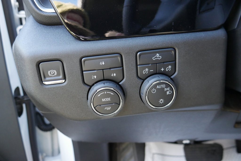 New 2026 Chevrolet Silverado 2500 LT w/ Snow Plow Prep/Camper Package image 11