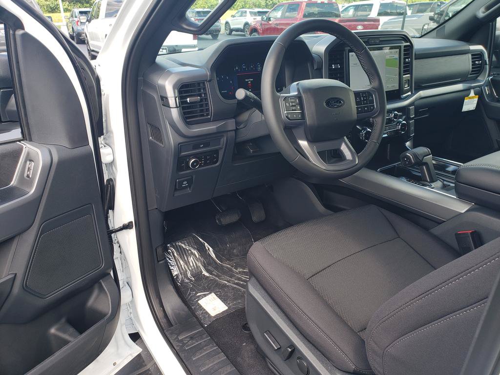New 2026 Ford F150 XLT w/ Equipment Group 302A MID AWD/4WD image 6
