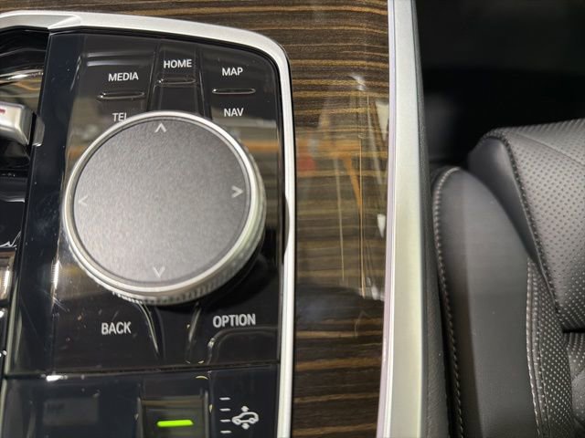 Certified 2023 BMW X7 xDrive40i w/ M Sport Package image 43