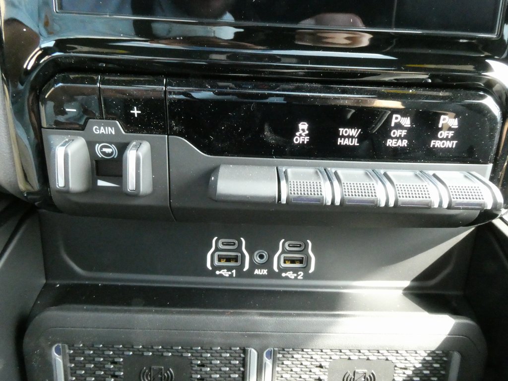 New 2026 RAM 2500 Laramie w/ Night Edition image 26