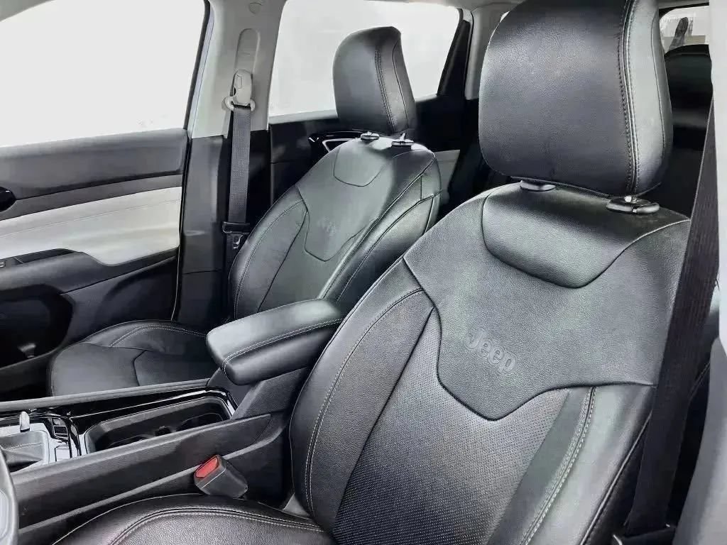 Used 2022 Jeep Compass Limited AWD/4WD image 84