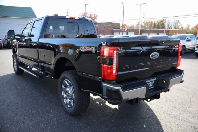 New 2026 Ford F250 Lariat w/ Chrome Package image 15