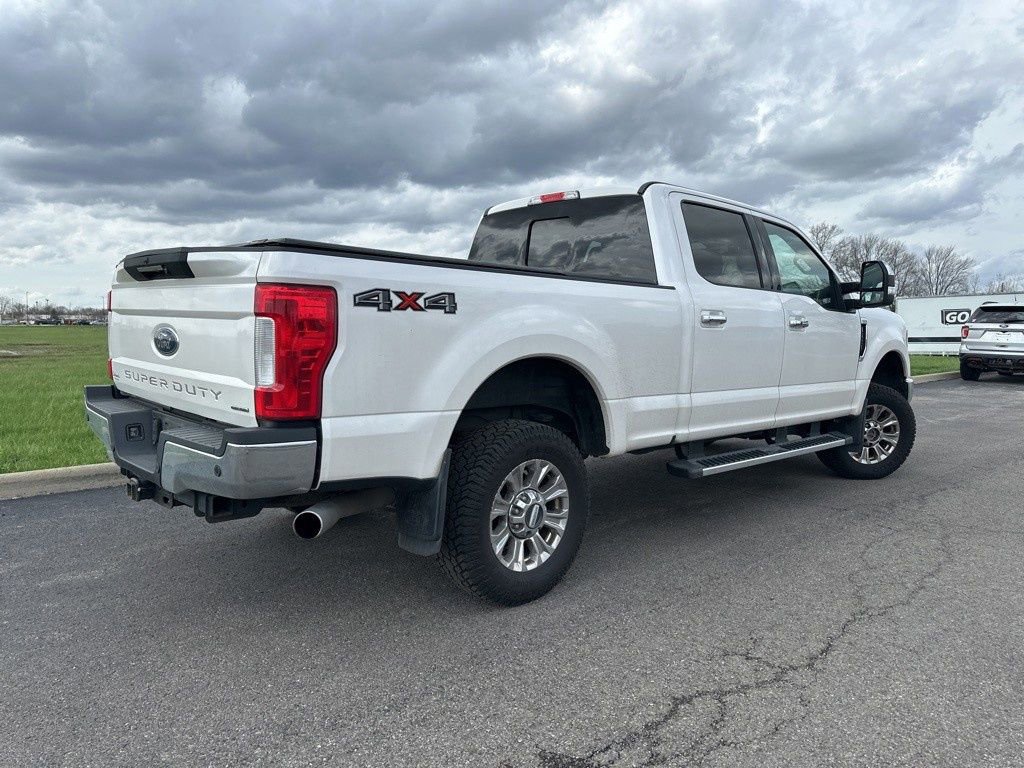 Used 2017 Ford F250 Lariat w/ Lariat Ultimate Package AWD/4WD image 10