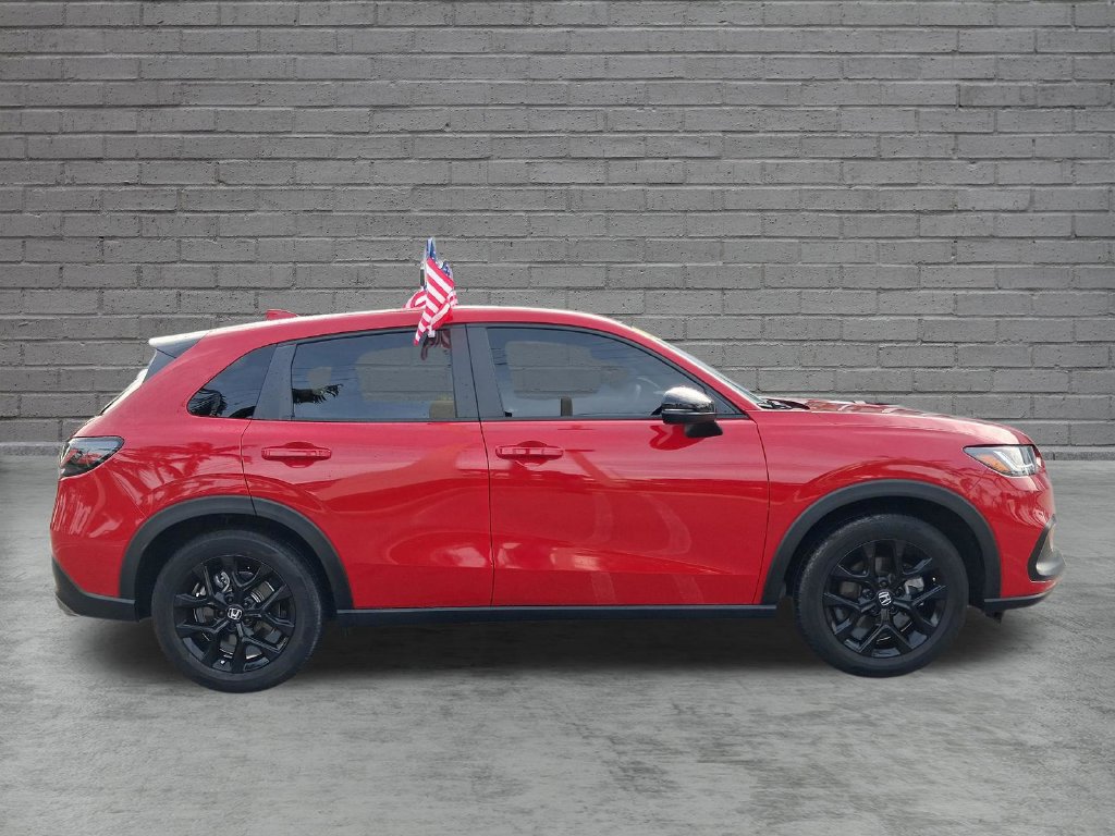 Used 2025 Honda HR-V Sport image 10
