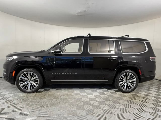 Used 2022 Jeep Grand Wagoneer Series III w/ Rear Seat Video Group 1 AWD/4WD image 5