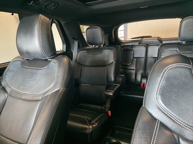 Used 2020 Ford Explorer ST w/ Premium Technology Package AWD/4WD image 15