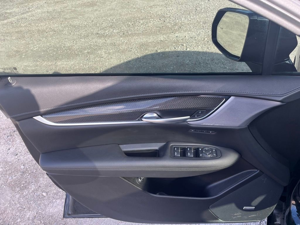 Used 2024 Cadillac XT5 Sportv w/ LPO, Floor Liner Package AWD/4WD image 20