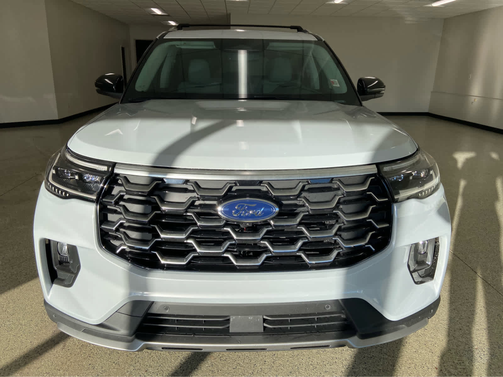 New 2026 Ford Explorer Platinum w/ LUX Leather Package image 2
